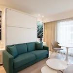 Hoteliere Chambord Au Coeur De - Entierement Renovee מלון דירות 3*