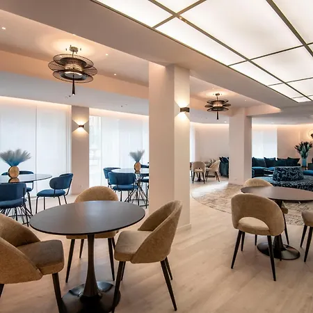 Apartmanhotel Hoteliere Chambord Au Coeur De - Entierement Renovee