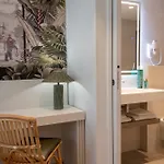 Appart hôtel Résidence Hôtelière Chambord Au Coeur De - Entièrement Rénovée 3*