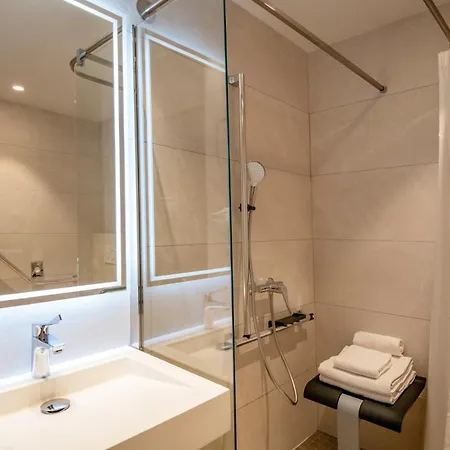 Hoteliere Chambord Au Coeur De - Entierement Renovee