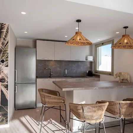 Hoteliere Chambord Au Coeur De - Entierement Renovee 3*