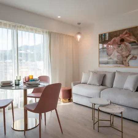 Hoteliere Chambord Au Coeur De - Entierement Renovee Menton