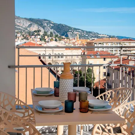 Apartmanhotel Hoteliere Chambord Au Coeur De - Entierement Renovee Menton