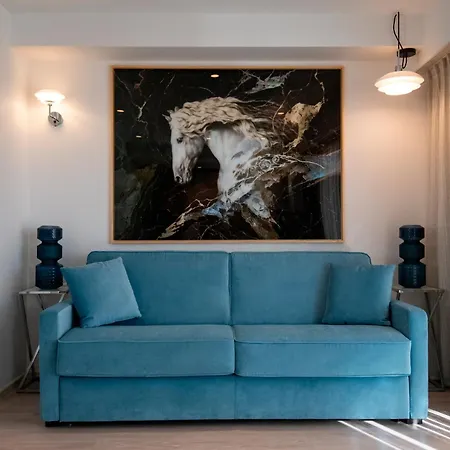 Apartmanhotel Hoteliere Chambord Au Coeur De - Entierement Renovee Menton