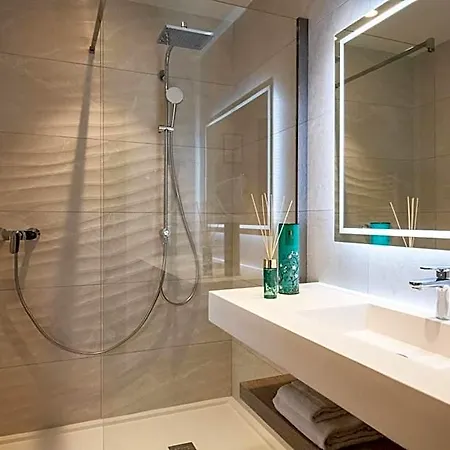 Résidence Hôtelière Chambord Au Coeur De - Entièrement Rénovée Apart-hotel 3*