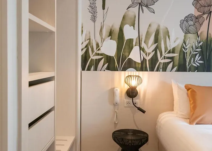 Hoteliere Chambord Au Coeur De - Entierement Renovee 3* Menton