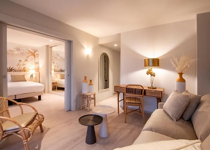 Hoteliere Chambord Au Coeur De - Entierement Renovee Lejlighedshotel