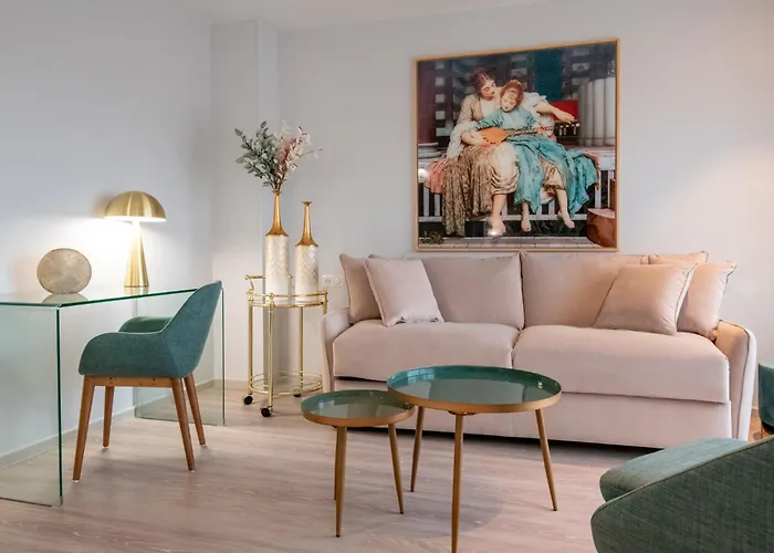 Appart hôtel Résidence Hôtelière Chambord Au Coeur De - Entièrement Rénovée Menton